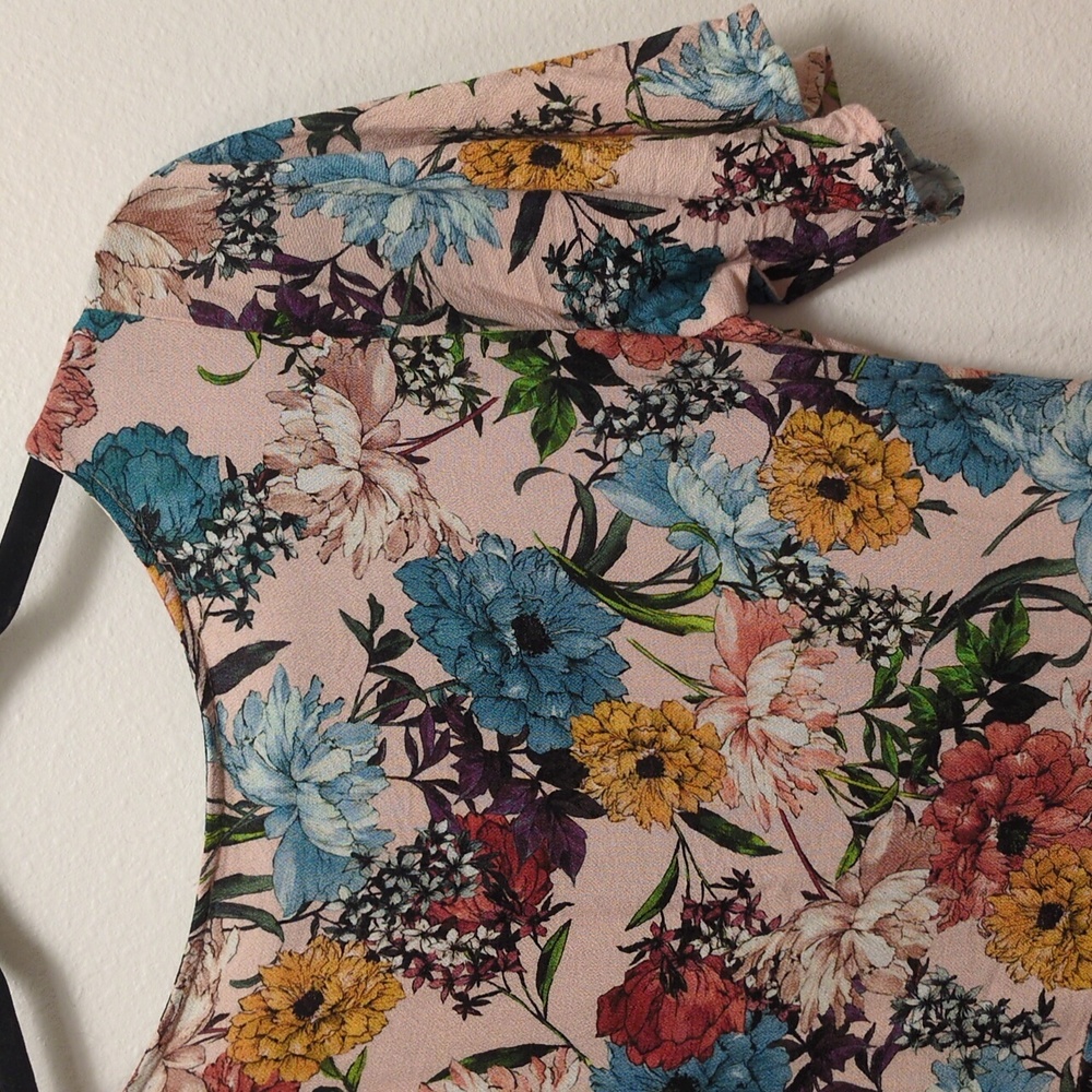 Chic MNG Casuals Floral Mini Dress - Effortless Elegance - Fun - Flirty - EUC - Picture 9 of 11